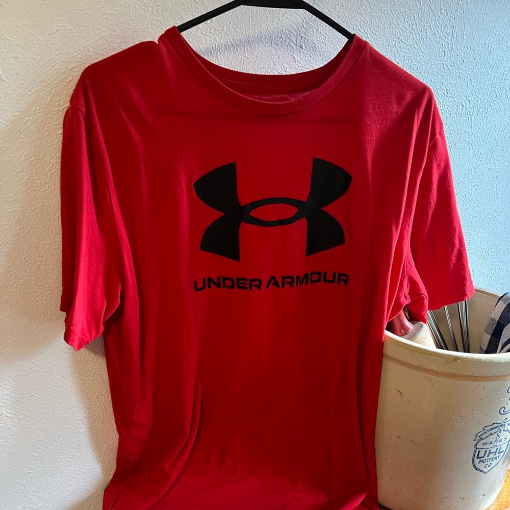 Under armour mens large